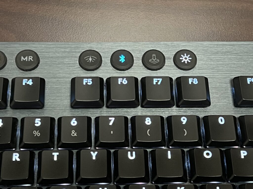 LogicoolG G913 Bluetooth接続時のランプ