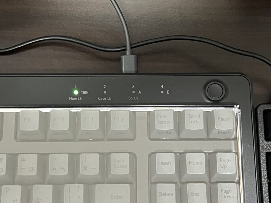 RFキーボードルーフ テンキーレス 電源ボタン部分